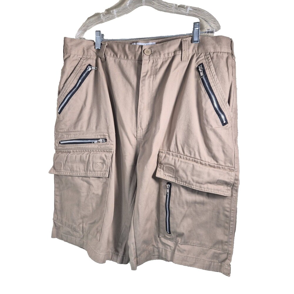 Trust Shorts Men Size 40 Tan Cargo Casual Flat Front Zipper Accents Beige Shorts